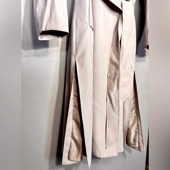 COLE HAAN Stone Trench Coat w/Belt - Picture 7 of 10